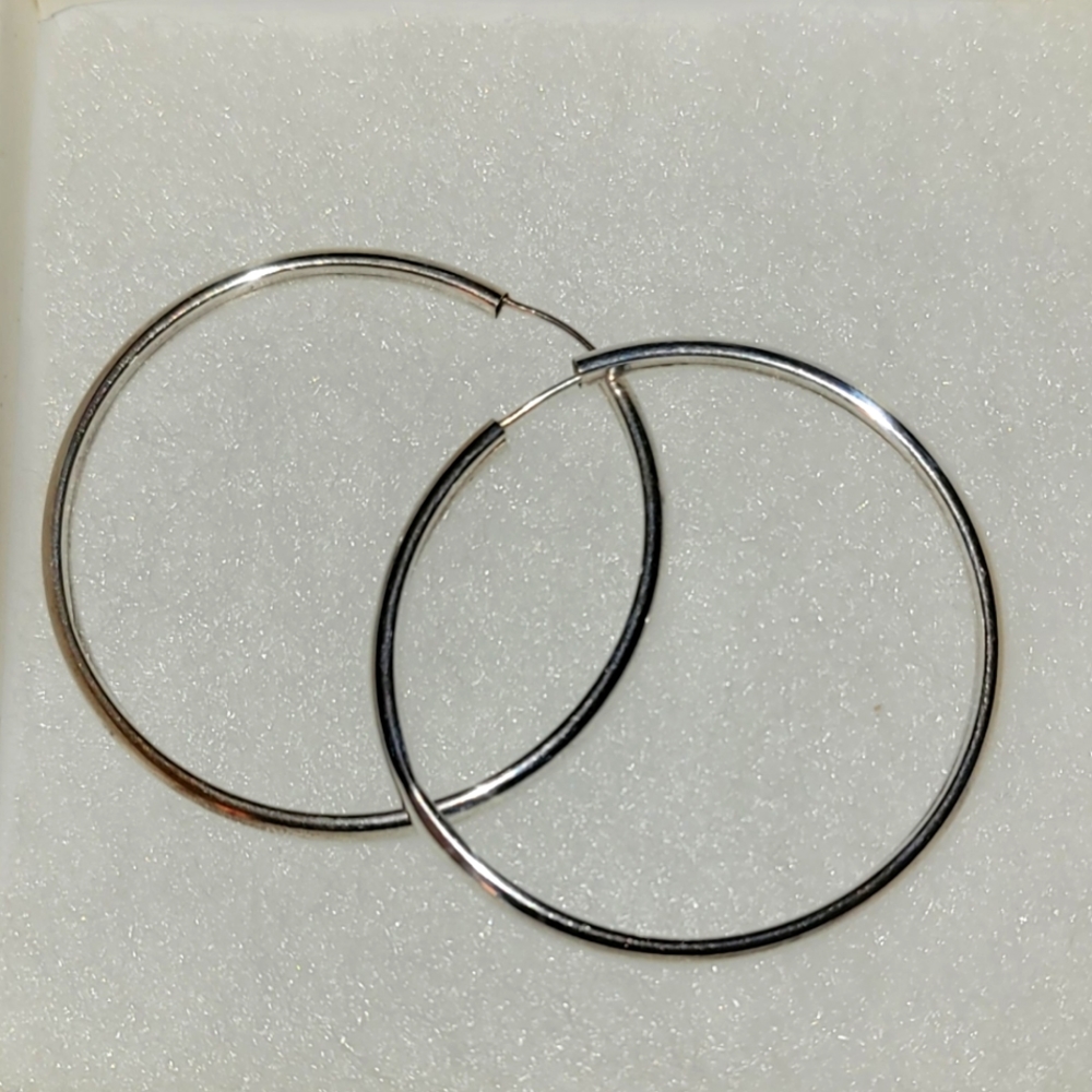 Retired Silpada Designs Sterling Silver Hoop Earrings
